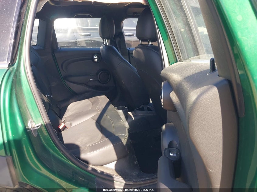 2022 Mini Hardtop Oxford Edition VIN: WMW33DK08N2R94303 Lot: 45221937