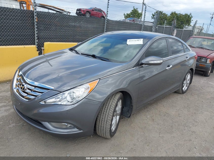 2013 Hyundai Sonata Limited 5NPEC4AC8DH569460 photo 1