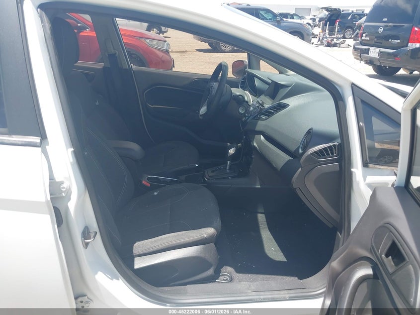 VIN 3FADP4BJ8KM106177 2019 FORD FIESTA SE