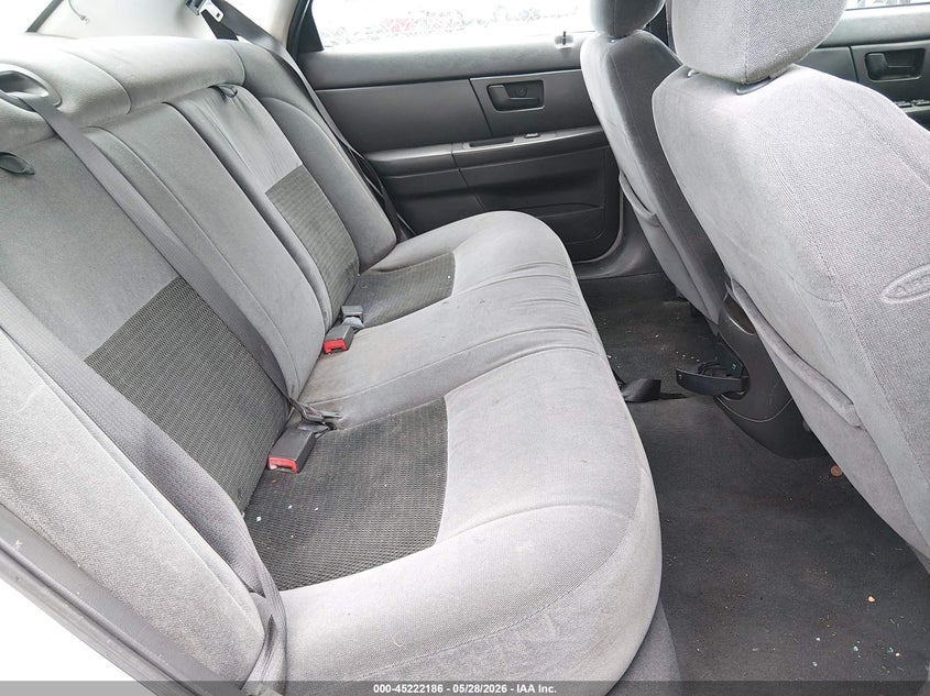 2005 Ford Taurus Se VIN: 1FAHP532X5A172696 Lot: 45222186