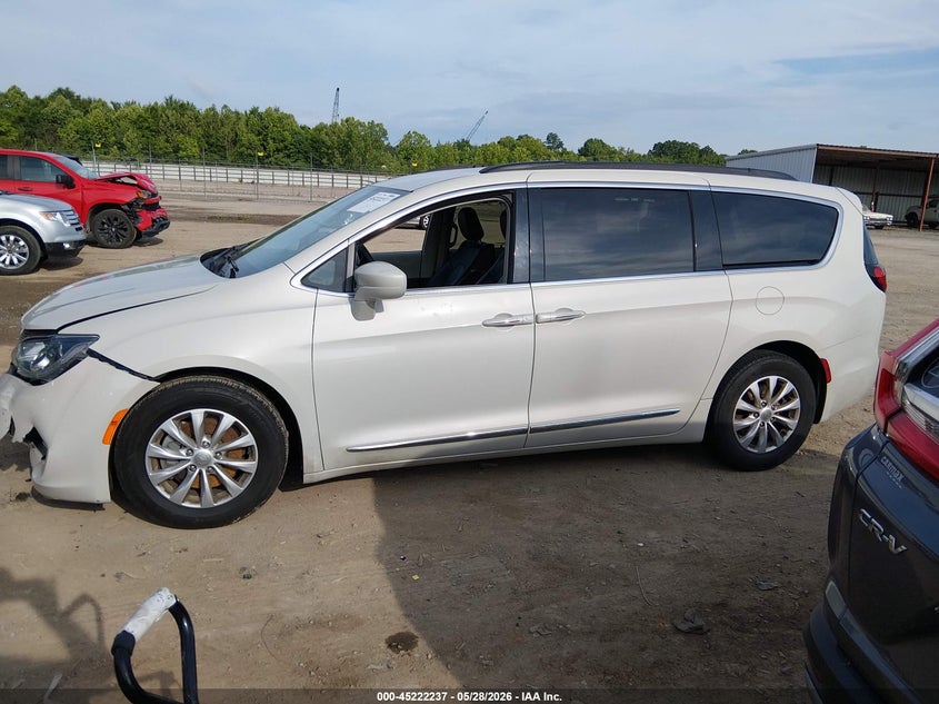 2017 CHRYSLER PACIFICA VAN 3.6L V-6 DOHC, VVT, 287HP