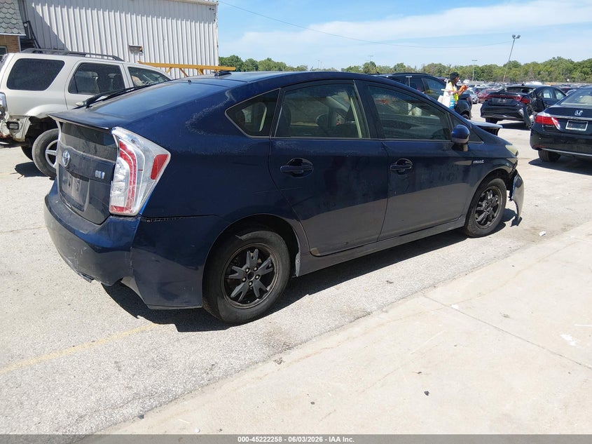 Vin: jtdkn3du6c1601243, lot: 45720019, toyota prius three 20124