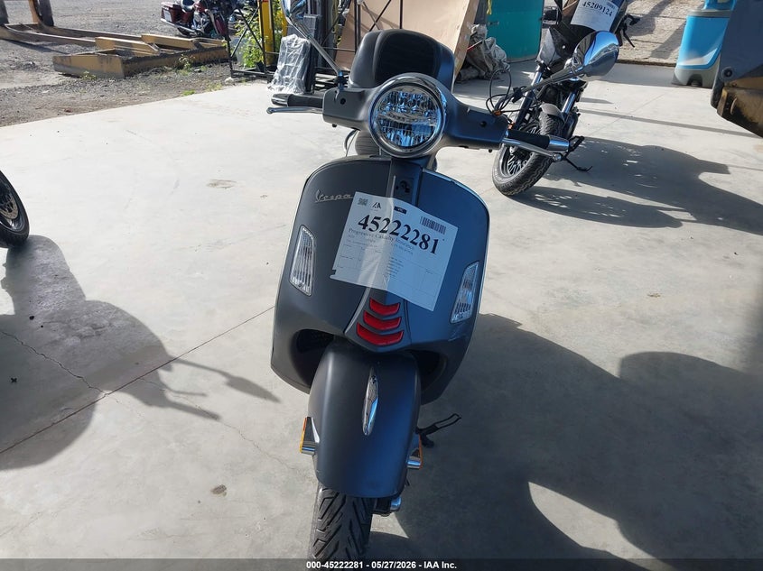 VIN: ZAPMA39M1L5201109 2020 VESPA GTS 300 SUPER