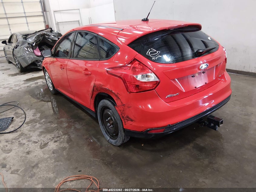 2012 Ford Focus 2.0 Se red Lot 111045222282 Vin 1FAHP3K29CL177573