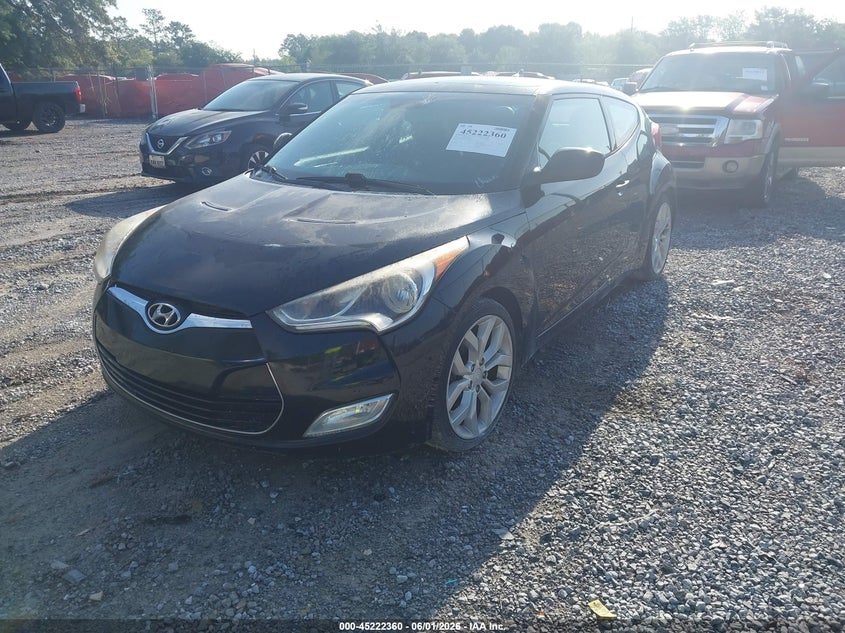 Vin: kmhtc6ad8du147914, lot: 45720121, hyundai veloster base w/black 20132