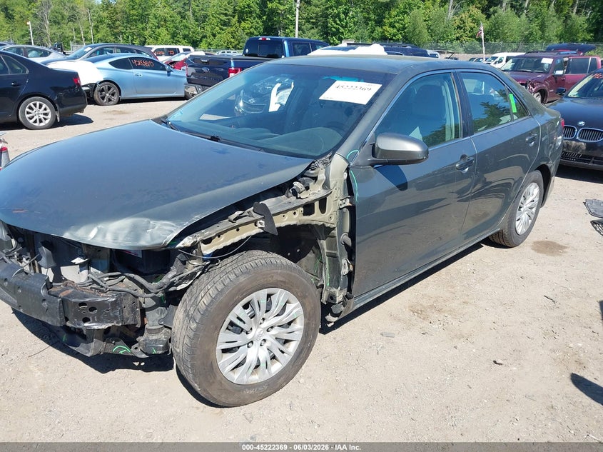 2014 Toyota Camry Le 4T4BF1FK4ER399941 photo 1