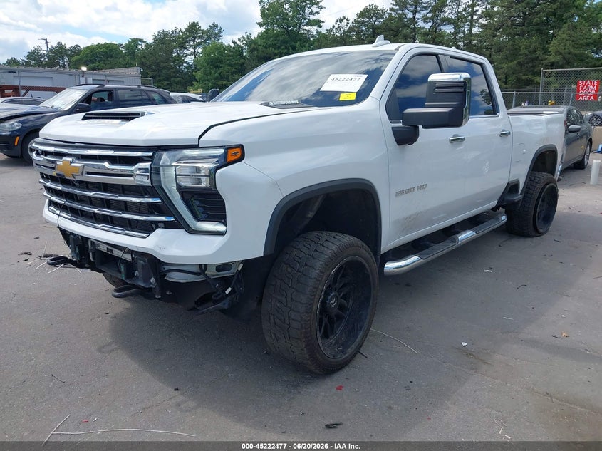 2024 CHEVROLET SILVERADO 2500HD auction photo 2