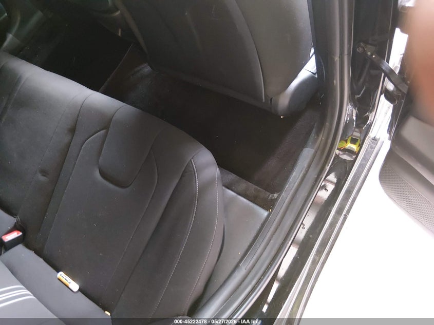 2025 HYUNDAI ELANTRA auction photo 8