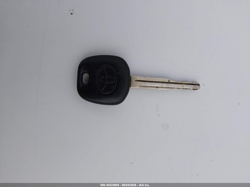 2005 TOYOTA COROLLA SEDAN 1.8L I-4 DOHC, VVT, 130HP