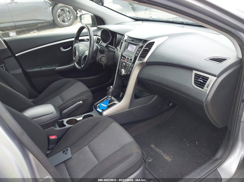 2014 HYUNDAI ELANTRA GT auction photo 5