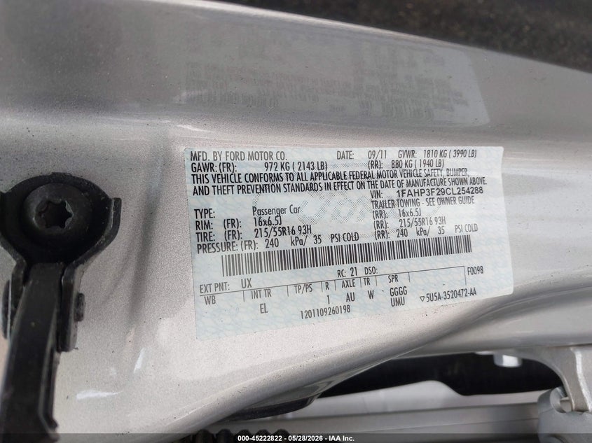2012 Ford Focus 2.0 Se silver Lot 111045222822 Vin 1FAHP3F29CL254288