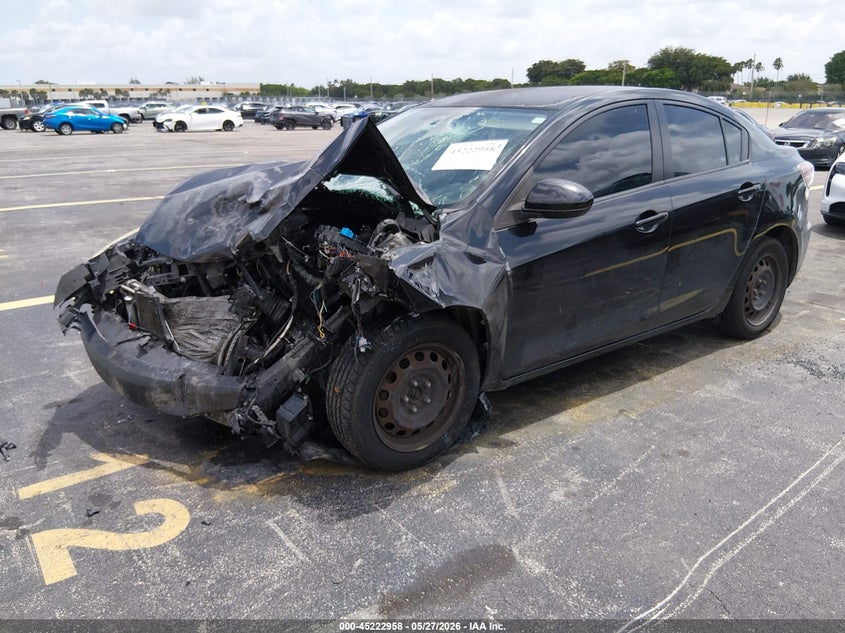 Vin: jm1bl1u70d1747773, lot: 45720719, mazda mazda3 i sport 20132