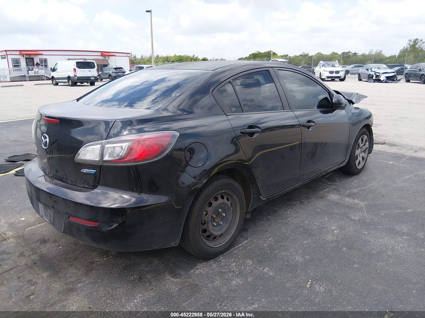 Vin: jm1bl1u70d1747773, lot: 45720719, mazda mazda3 i sport 20134