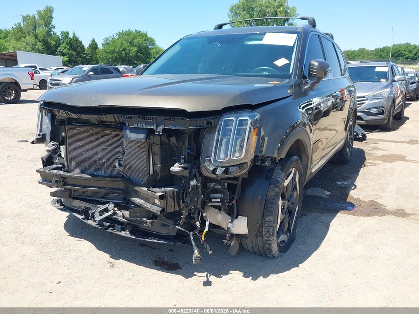 2024 KIA TELLURIDE auction photo 2