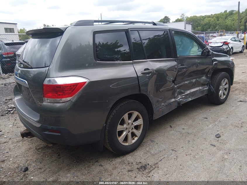 2012 TOYOTA HIGHLANDER auction photo 4