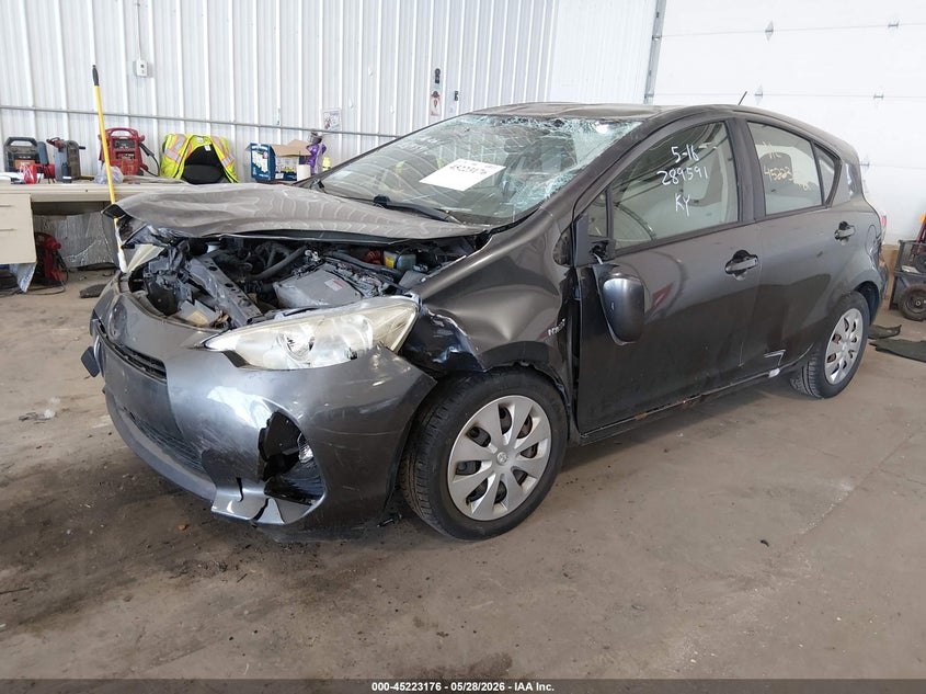2014 Toyota Prius C One JTDKDTB30E1563086 photo 1
