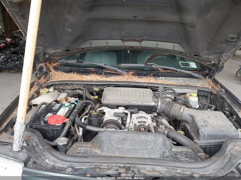 2002 Jeep Grand Cherokee Overland VIN: 1J8GW68J02C219256 Lot: 45223205