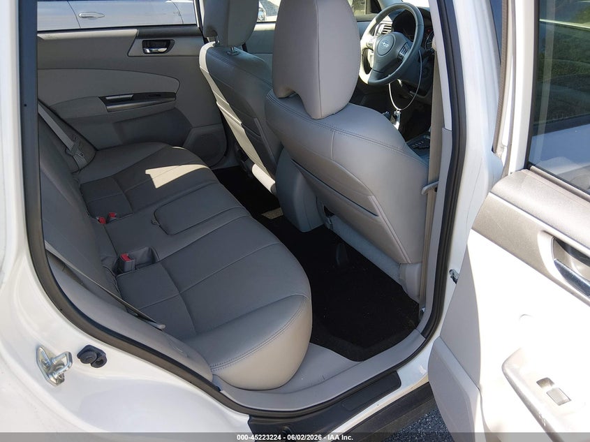 2012 Subaru Forester 2.5 2.5X Limited white Lot 111045223224 Vin JF2SHAEC9CH458329