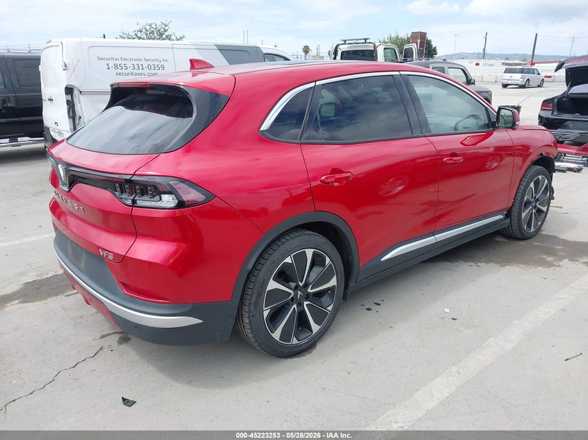 2023 VINFAST VF 8 auction photo 4