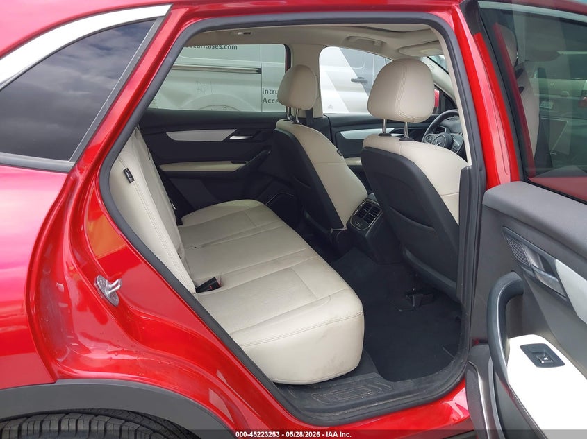 2023 VINFAST VF 8 auction photo 8