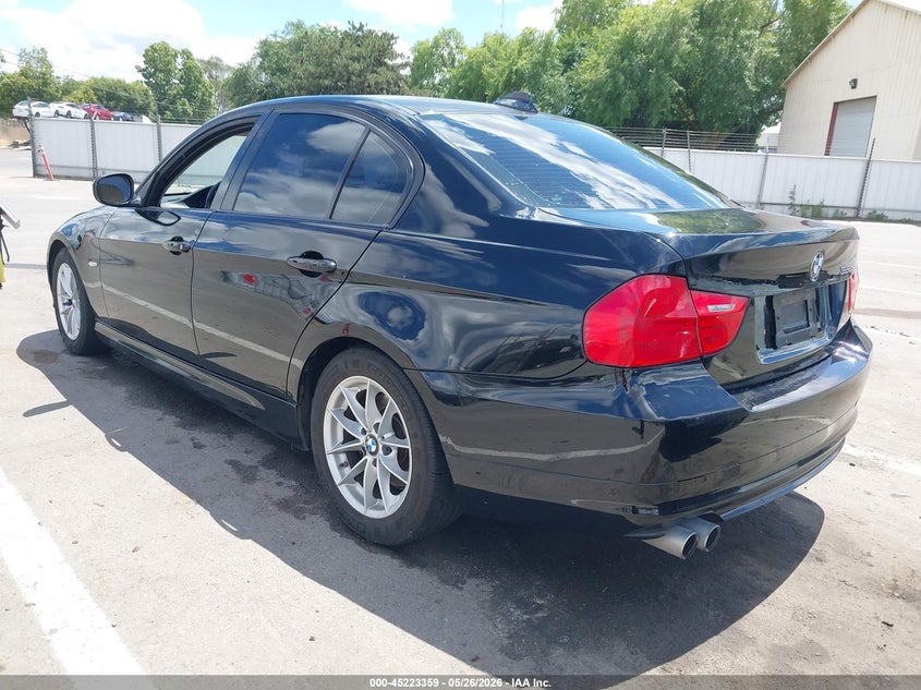 Vin: wbaph7g51anm48590, lot: 45721120, bmw 328i 20103