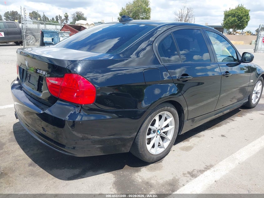 Vin: wbaph7g51anm48590, lot: 45721120, bmw 328i 20104