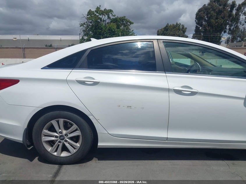 2012 Hyundai Sonata 2.4 Gls white Lot 111045223368 Vin 5NPEB4AC3CH385240