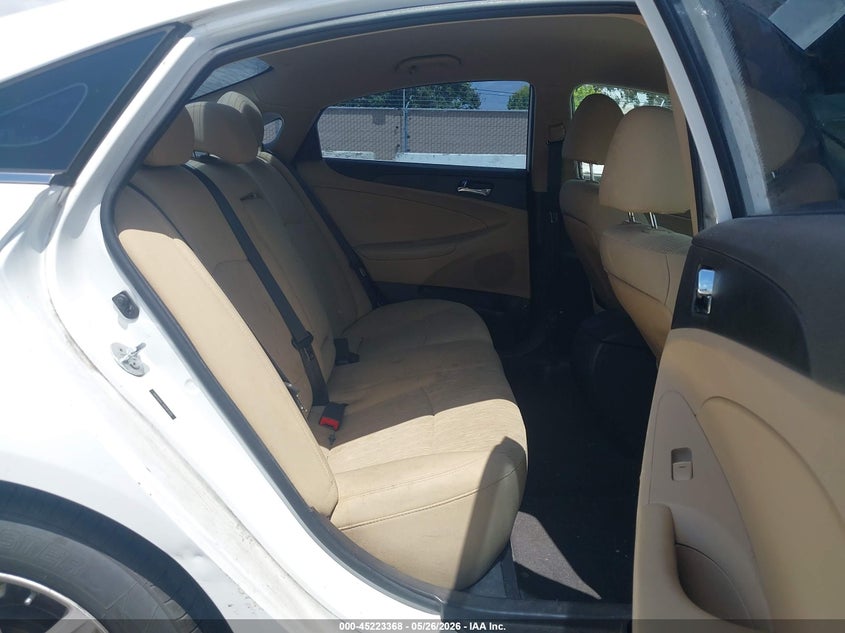 2012 Hyundai Sonata 2.4 Gls white Lot 111045223368 Vin 5NPEB4AC3CH385240