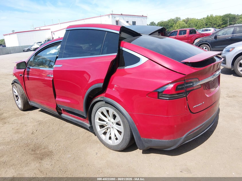 Vin: 5yjxcae29jf116046, lot: 45721154, tesla model x 20183