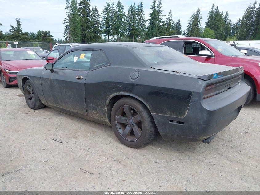 Vin: 2c3cdybt1eh225817, lot: 45721177, dodge challenger r/t 20143