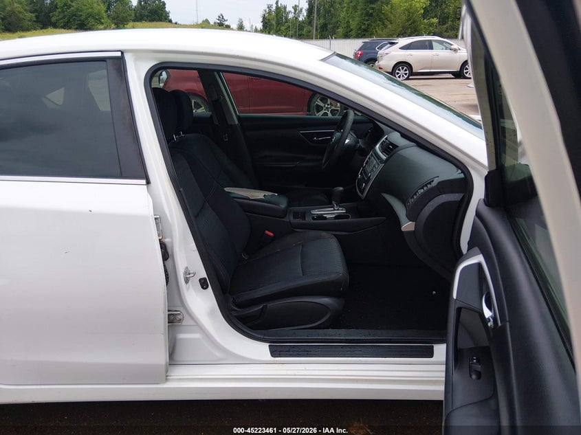 2016 NISSAN ALTIMA auction photo 5