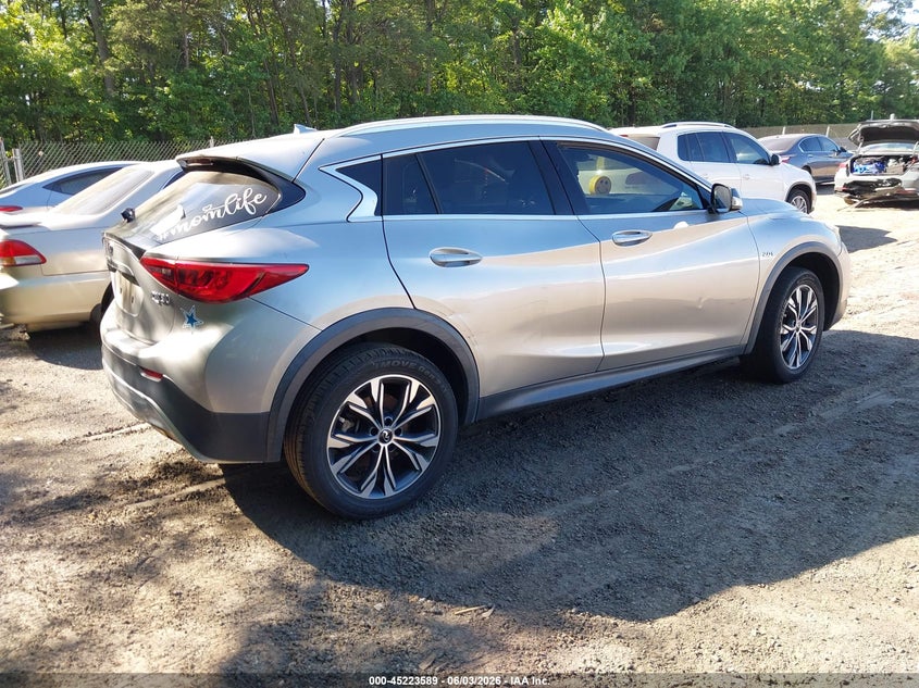 Vin: sjkch5cr0ja059734, lot: 45721350, infiniti qx30 luxury 20184