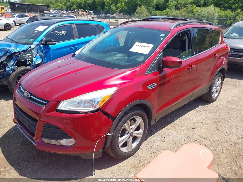 Vin: 1fmcu9g93fub98399, lot: 45721410, ford escape se 20152