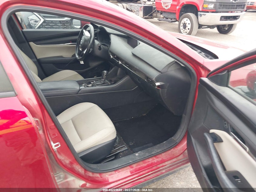 2023 MAZDA MAZDA3 auction photo 5