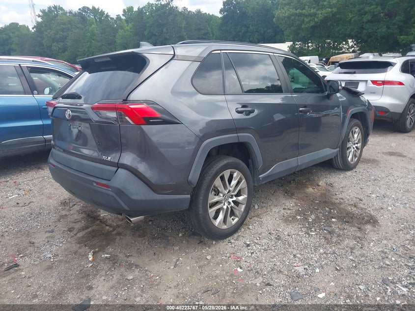 2020 TOYOTA RAV4 auction photo 4