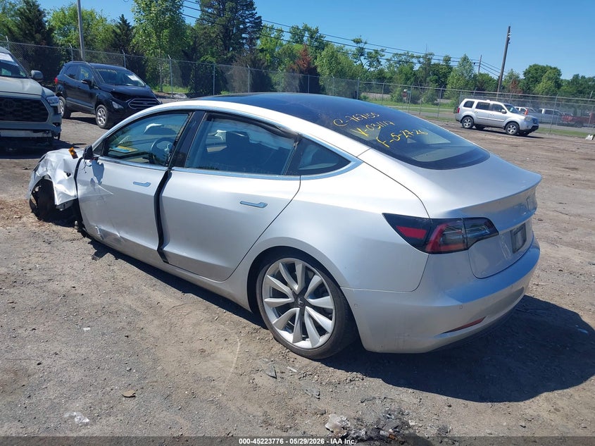 Vin: 5yj3e1ea8jf031117, lot: 45721537, tesla model 3 long range/mid range 20183