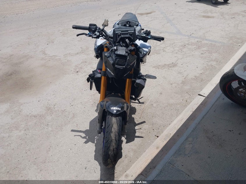 2025 Yamaha Mt09 Sp VIN: JYARN95Y7SA000498 Lot: 45223850