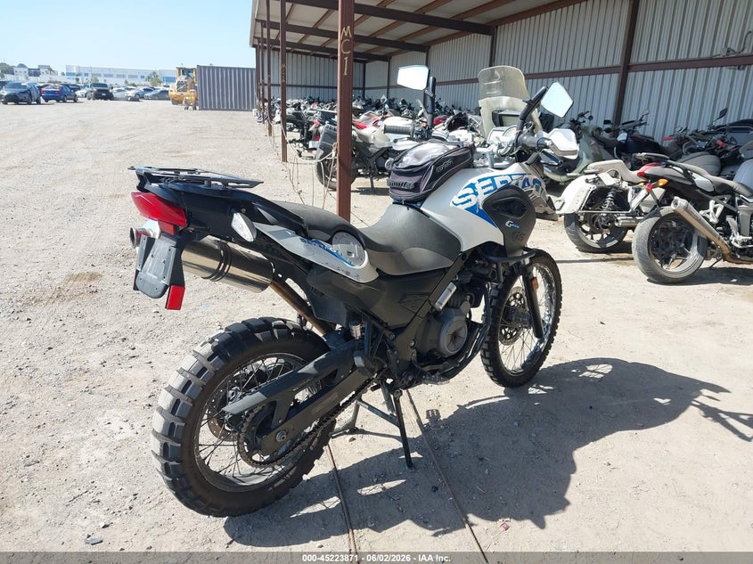 2012 BMW G 650 ENDURO_BIKE 1
