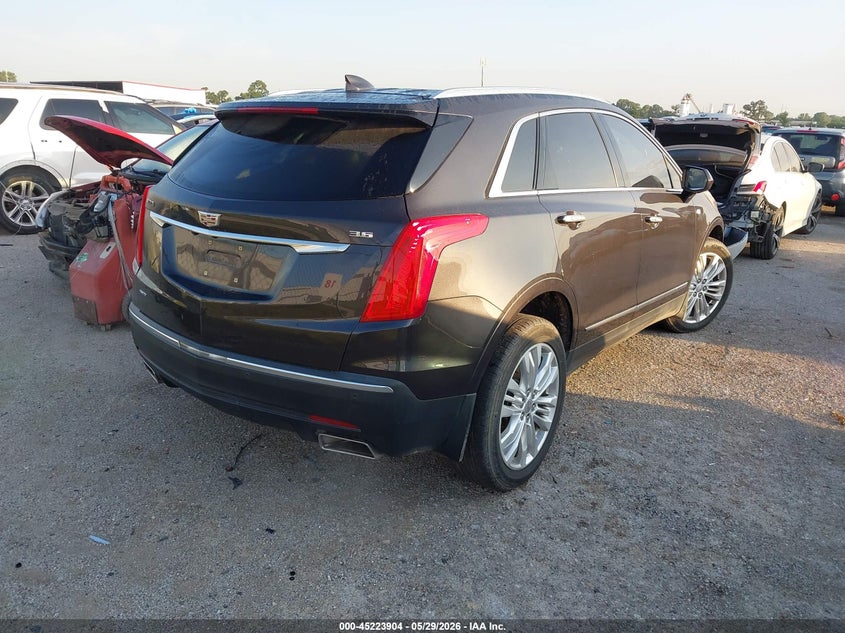 2017 CADILLAC XT5 auction photo 4