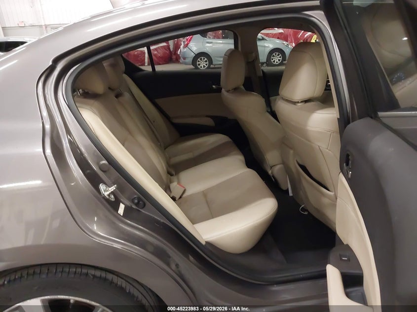 2013 Acura Ilx 2.0L VIN: 19VDE1F51DE011431 Lot: 45223983