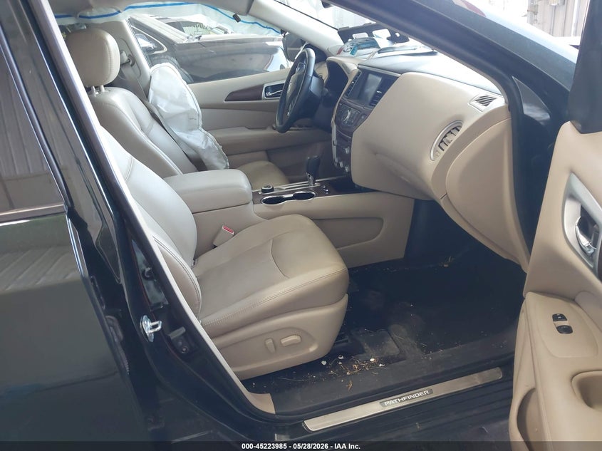 2019 NISSAN PATHFINDER auction photo 5