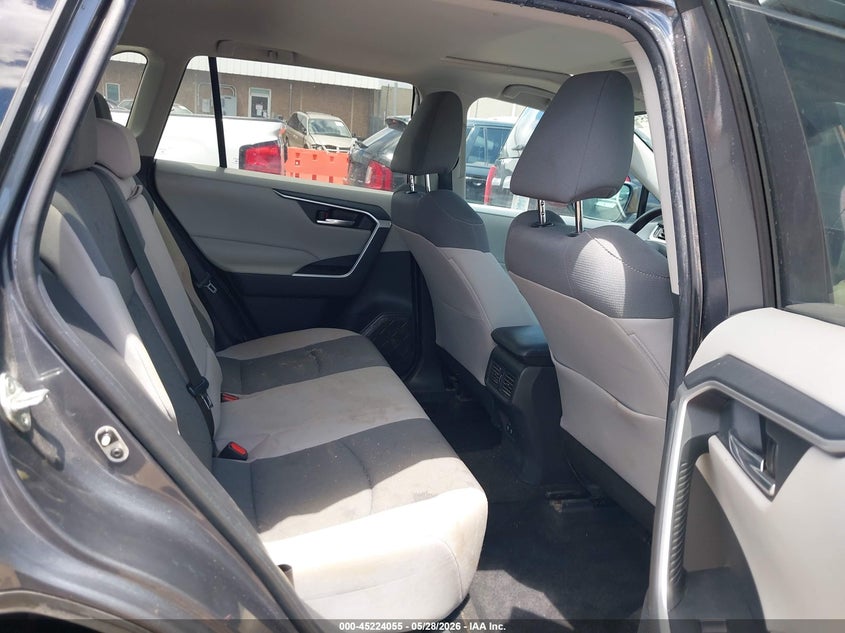 AtlanticExpress - Toyota RAV4