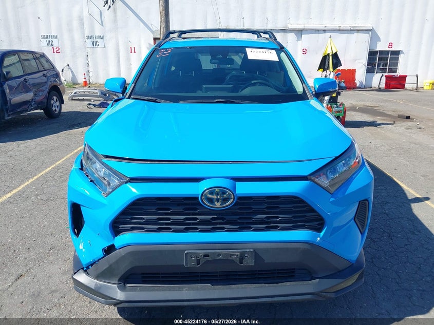 AtlanticExpress - Toyota RAV4