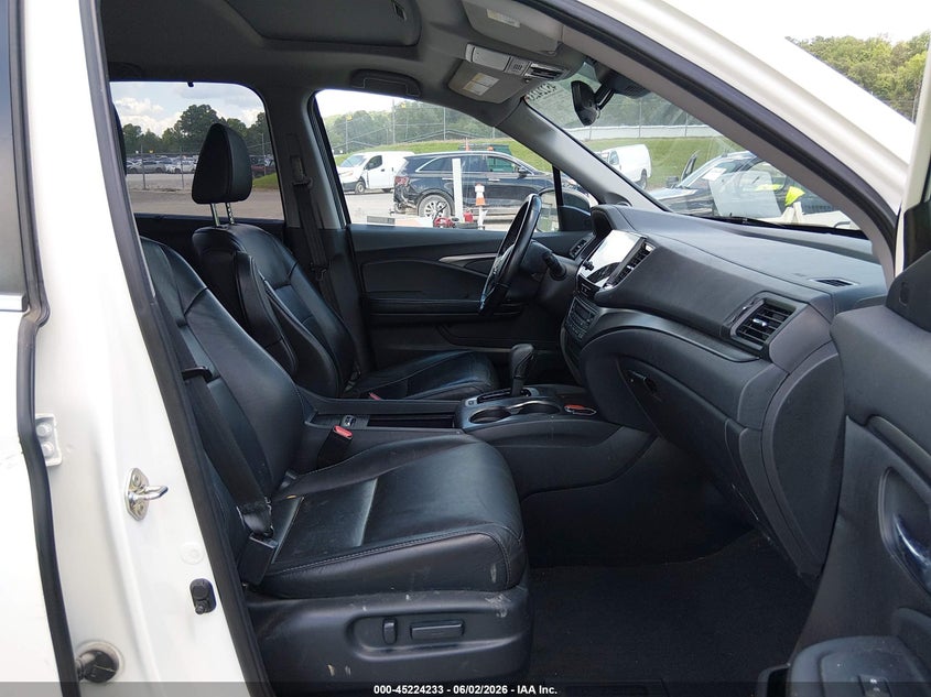 2019 HONDA PILOT auction photo 5