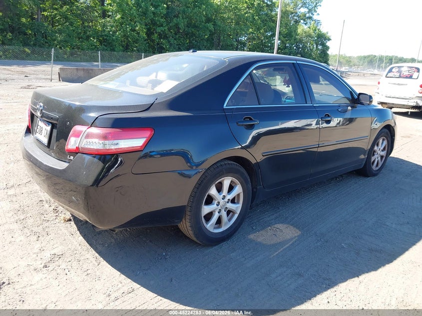 Vin: 4t1bf3ek0bu162009, lot: 45722044, toyota camry le 20114