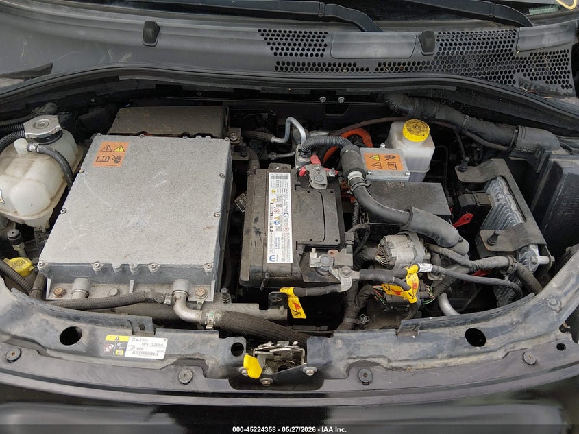 2016 Fiat 500E Battery Electric VIN: 3C3CFFGE9GT152408 Lot: 45224358
