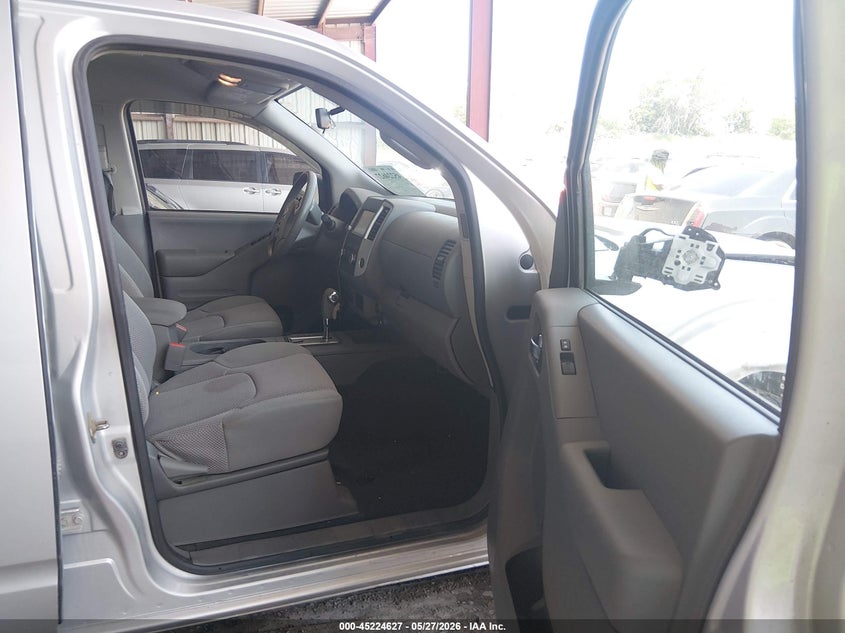 2019 NISSAN FRONTIER auction photo 5