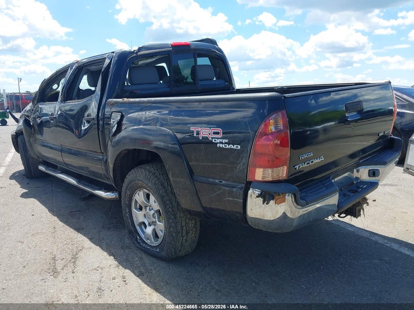 2006 TOYOTA TACOMA auction photo 3