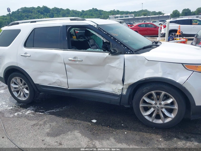 2012 Ford Explorer 3.5 Xlt white Lot 111045224728 Vin 1FMHK7D85CGA04493