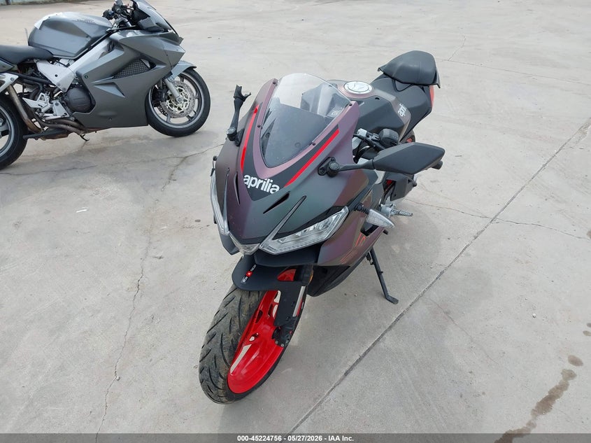 2025 APRILIA RS auction photo 2